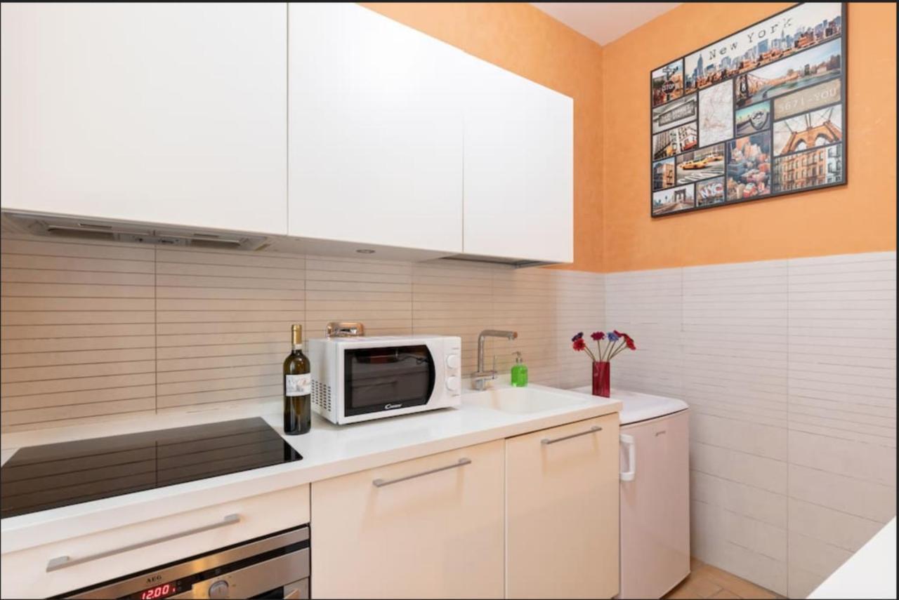 Roma Colosseum Apartment Exterior photo